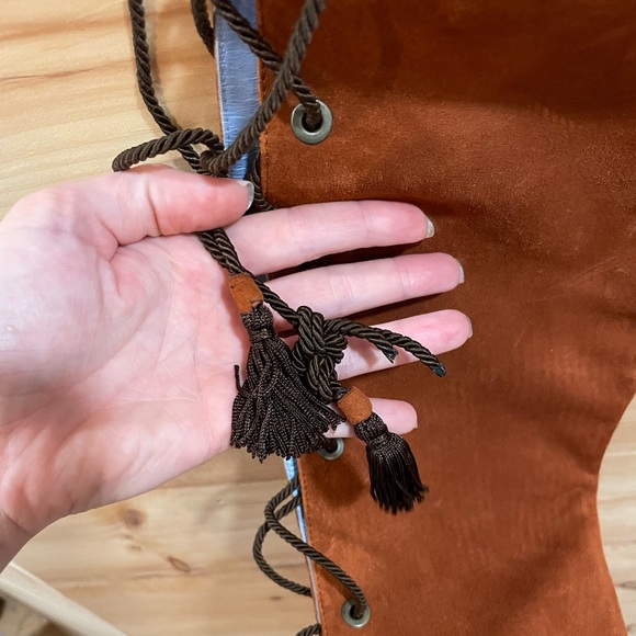 Ashley Dearborn, Elegant Brown/Orange Suede Knee-High Boots, Lace Up, Size 9.5 - Picture 15 of 16